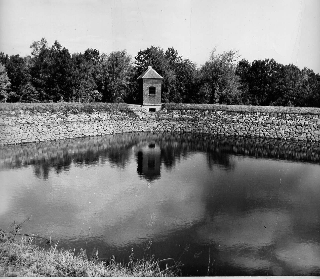 Sackett gatehouse overlooking the water in the receiving reservoir